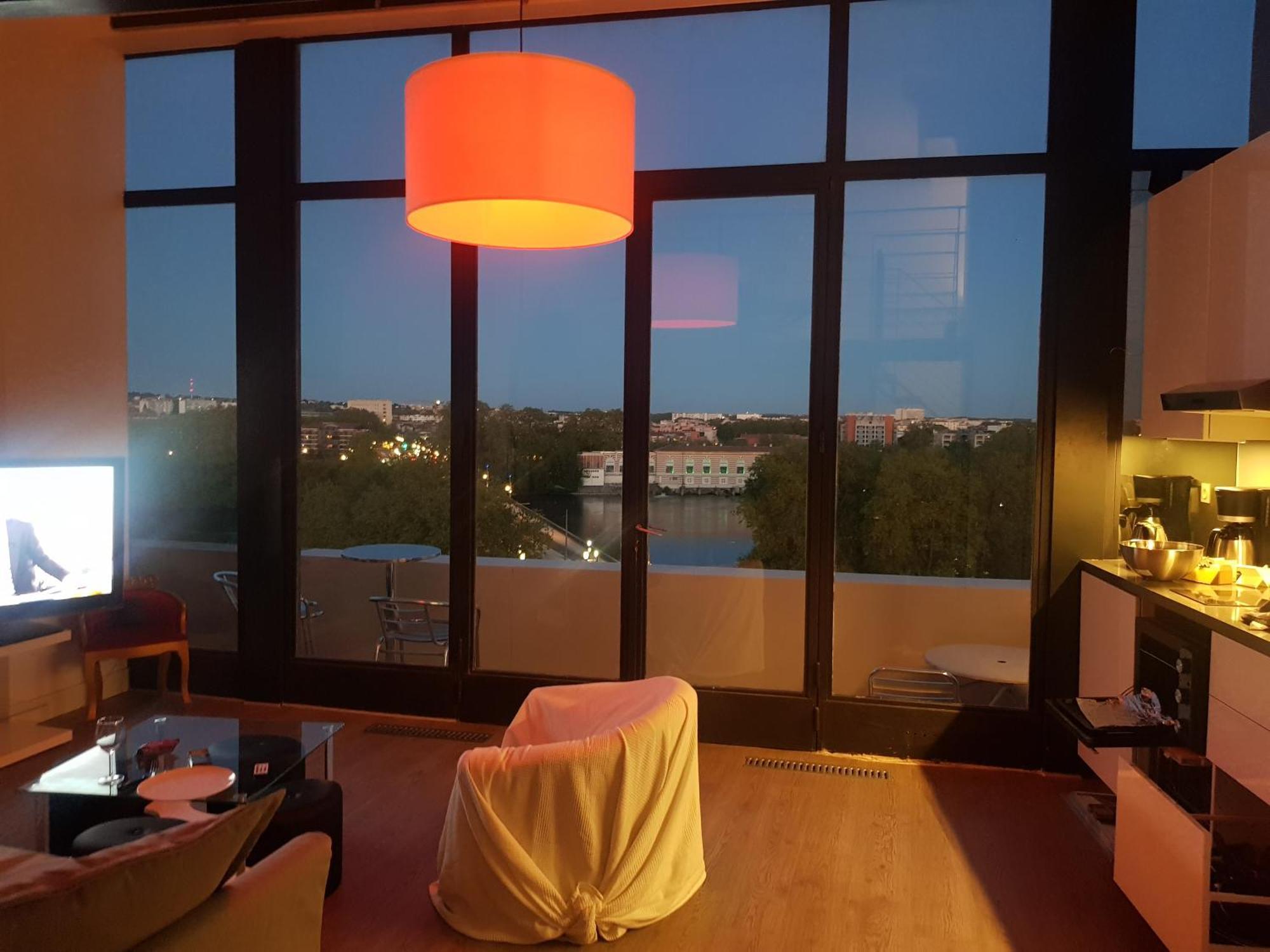 Loft Vue Fleuve Garonne Parking Gratuit Apartment *