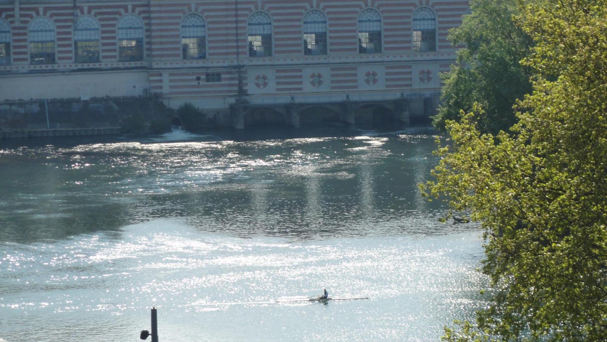 Apartment Loft Vue Fleuve Garonne Parking Gratuit *